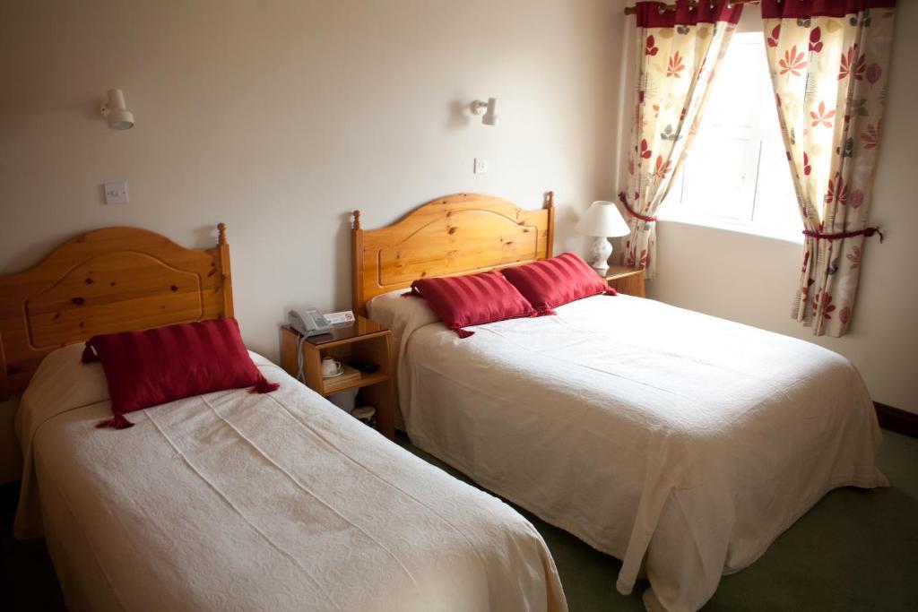 Grovemount House Hotel Ennistimon Szoba fotó